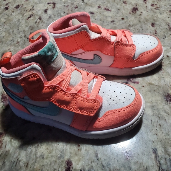 Jordan - Picture 4 of 6